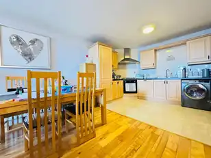 Apt 2, 1 NorthviewImage 4