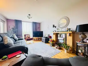 Apt 2, 1 NorthviewImage 3