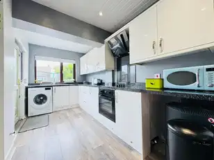 147 Elmfield RoadImage 5