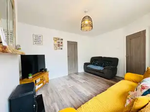 147 Elmfield RoadImage 3