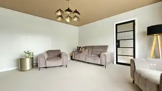 37 Hillview CrescentImage 8