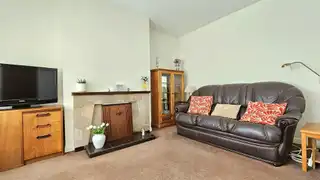 5 Brook GreenImage 4