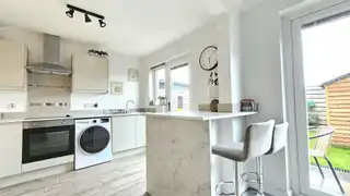6 Bessfield CloseImage 7
