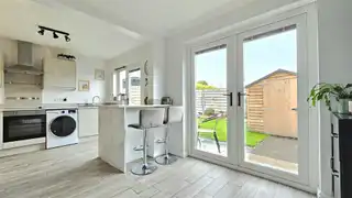 6 Bessfield CloseImage 8