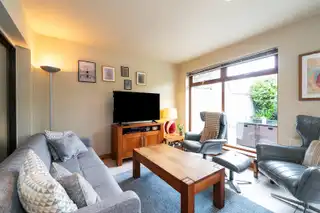 9 Oak LandsImage 9