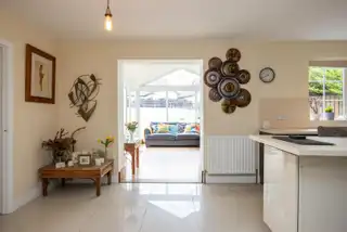 64 Kilmore VillageImage 12
