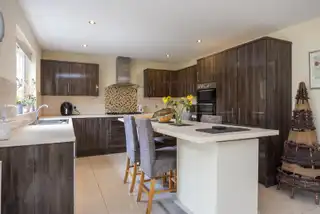 64 Kilmore VillageImage 10