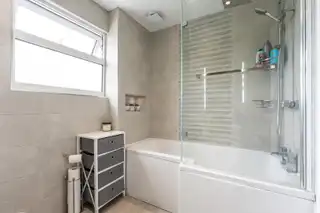 6 Whyte FieldImage 16