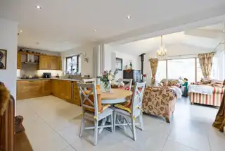 1B Rowallane CloseImage 7