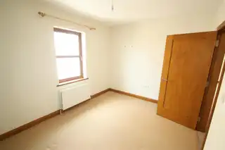4 Grove Hill CourtImage 14