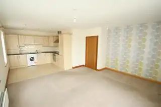4 Grove Hill CourtImage 6