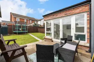 12 Millbank GroveImage 22