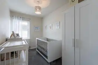 12 Millbank GroveImage 19