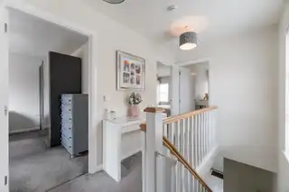 12 Millbank GroveImage 13