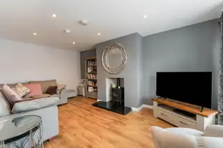 12 Millbank GroveImage 7