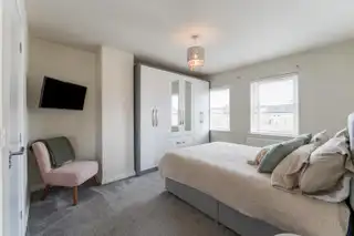 12 Millbank GroveImage 15