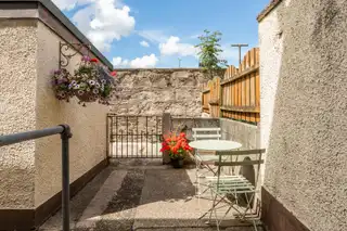 18 Park CrescentImage 16