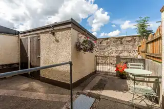 18 Park CrescentImage 17
