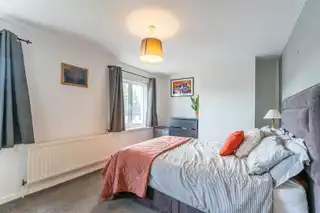 18 Park CrescentImage 14