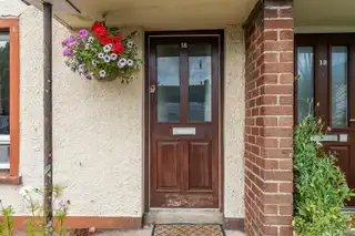 18 Park CrescentImage 2