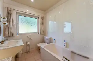 16 Hillcrest AvenueImage 13