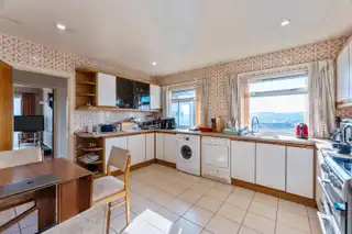 16 Hillcrest AvenueImage 11