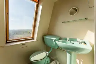 16 Hillcrest AvenueImage 18