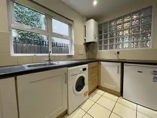 10 East Street CourtImage 7
