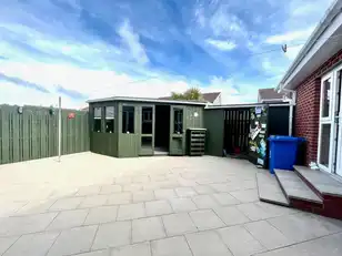 3 Audleys CloseImage 15