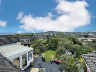 Image 1 for 32 Strangford Heights