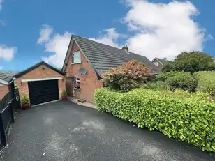 Image 1 for 32 Strangford Heights
