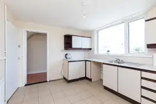 5 Canberra GardensImage 8