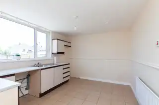 5 Canberra GardensImage 9