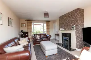 18 Londonderry GardensImage 7