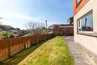 18 Londonderry GardensImage 24