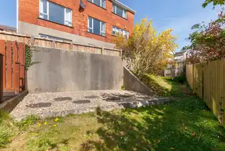 18 Londonderry GardensImage 26
