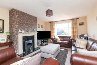 18 Londonderry GardensImage 6