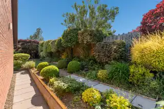 8 Aldergrange AvenueImage 25