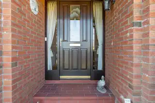 8 Aldergrange AvenueImage 3