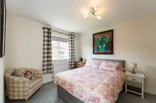 16 Whitethorn MewsImage 12