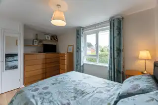 28 Lenamore ParkImage 15