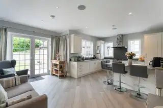 7 Tullynagardy AvenueImage 10