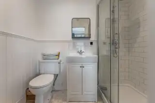 51 Second AvenueImage 19
