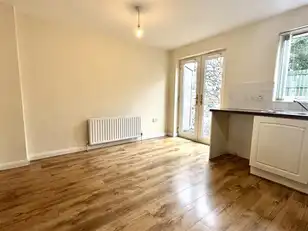 182 Upper Greenwell StreetImage 4