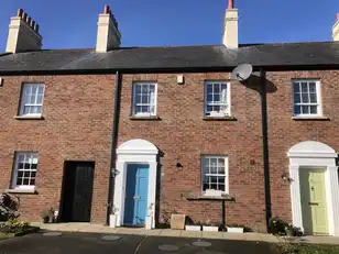 17 Manor Farm CrescentImage 17