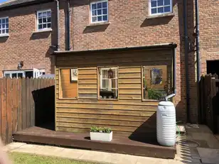 17 Manor Farm CrescentImage 15