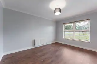 4 Castle Meadow RoadImage 6