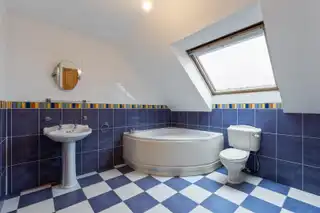 4 Castle Meadow RoadImage 20