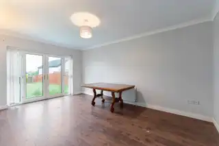 4 Castle Meadow RoadImage 8
