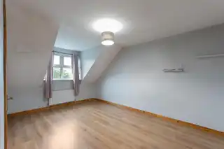 4 Castle Meadow RoadImage 17